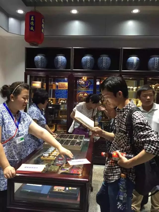 1506058294848619.jpg 640.webp (4).jpg