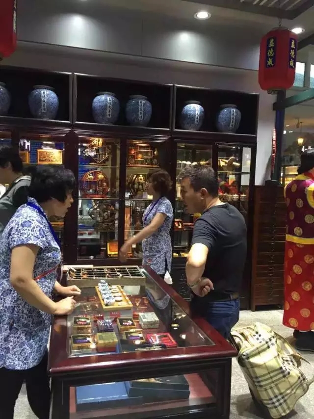 1506058299134599.jpg 640.webp (5).jpg