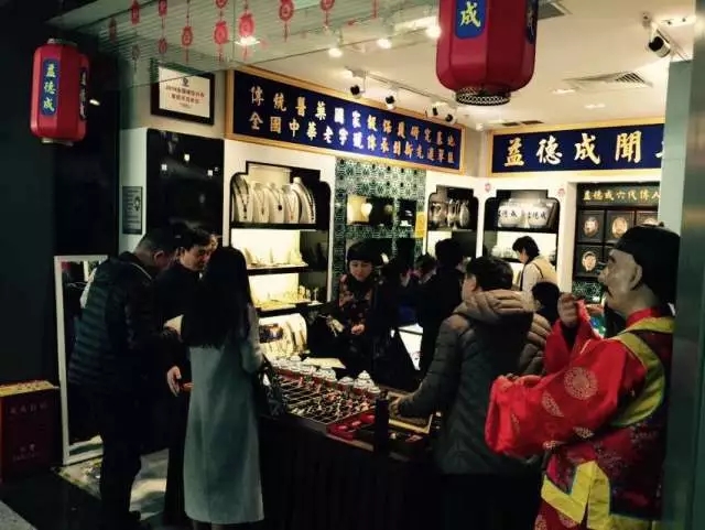 1506242538239937.jpg 640.webp (5).jpg