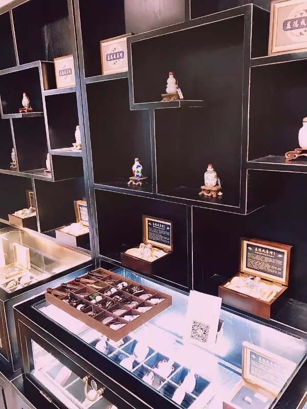 1507614611711490.jpg 640.webp (12).jpg