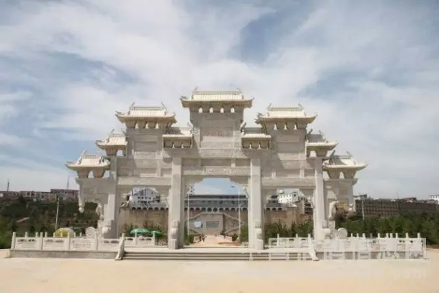 1507615076191540.jpg 640.webp (5).jpg