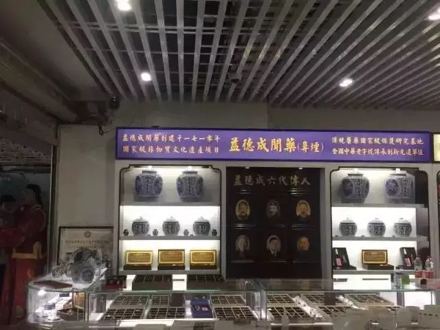 1527752881461816.jpg 640.webp (10).jpg