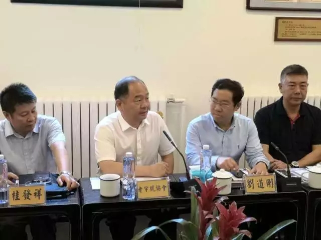 1533629222144452.jpg 640.webp (4).jpg