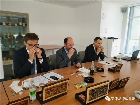 1564031891255707.jpg 640.webp (4).jpg